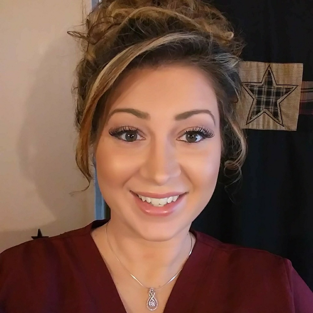 Meet your Posher, Amanda